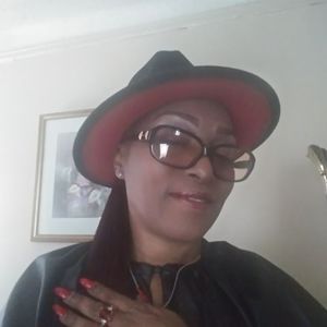 Meet your Posher, Agnes